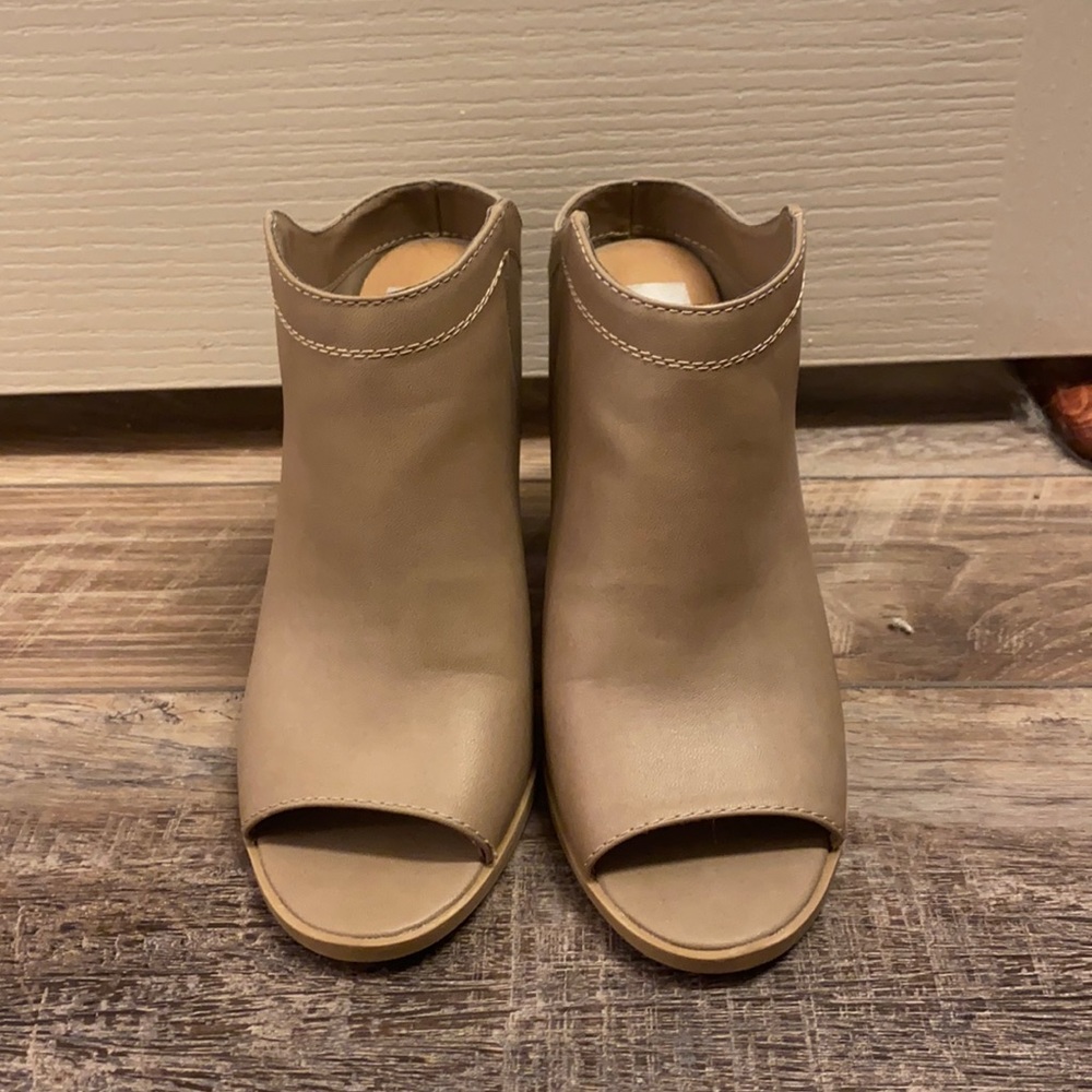 Peep Toe Block Heel
